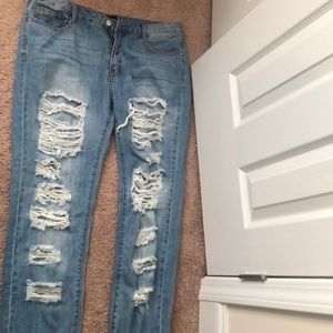 Ripped skinny jeans